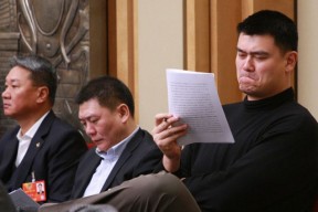 开云体育 -夏洛特黄蜂集结日门线救险，志在CBA常规赛名次提升，目标明确，团队化学反应显著的简单介绍