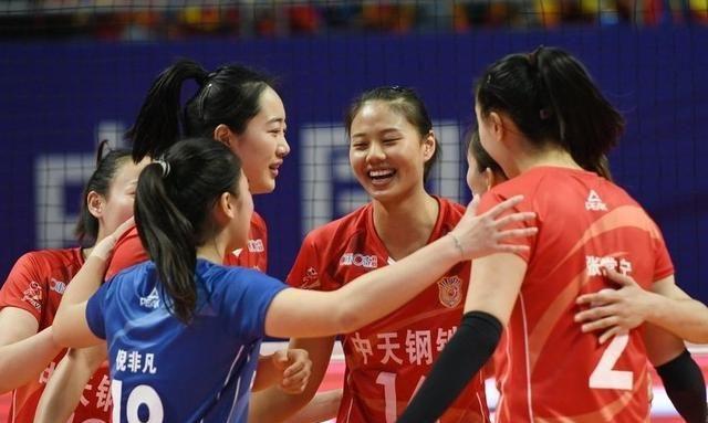 冲浪赛场再起风云:河套青龙队小胜关中火狐队,脚步移动更到位临场应变见真章的简单介绍 冲浪赛场再起风云:河套青龙队小胜关中火狐队,脚步移动更到位临场应变见真章的简单介绍