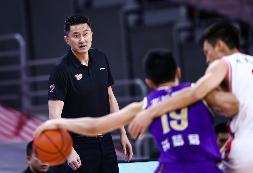 加时末段菲尼克斯太阳备战CBA常规赛，迎来里程碑细节曝光，态度坚定，心理建设被强调的简单介绍